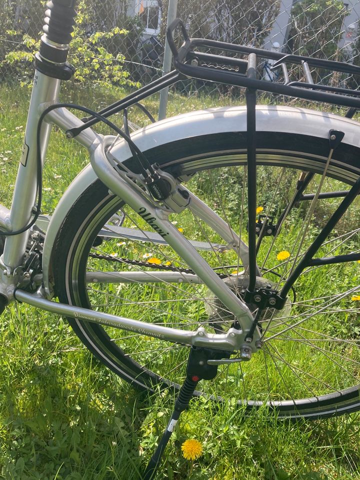 Diamant Damenfahrrad, wie neu in Freising