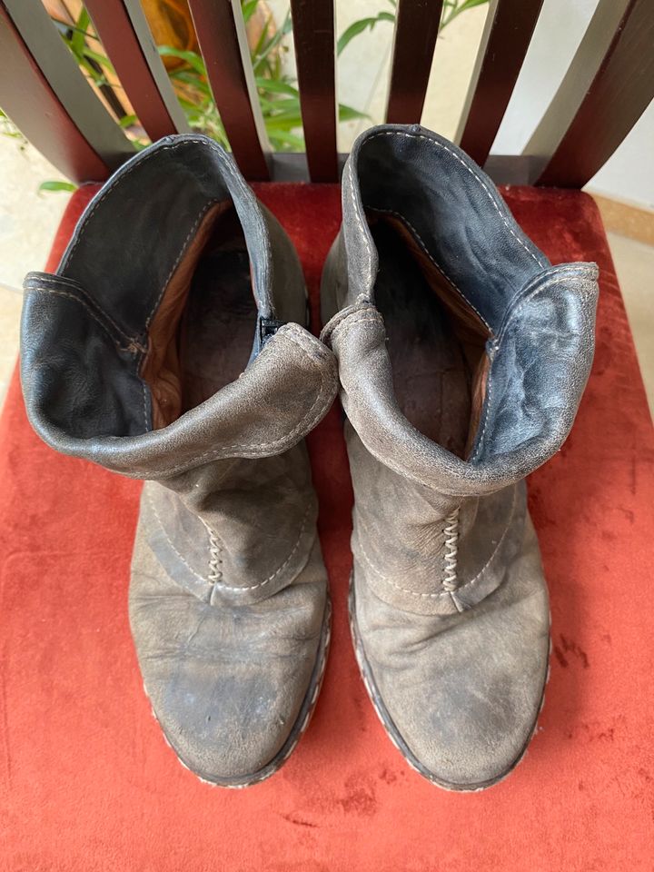 Stiefelette Leder lavorazione artigianale Gr. 38 in Berlin