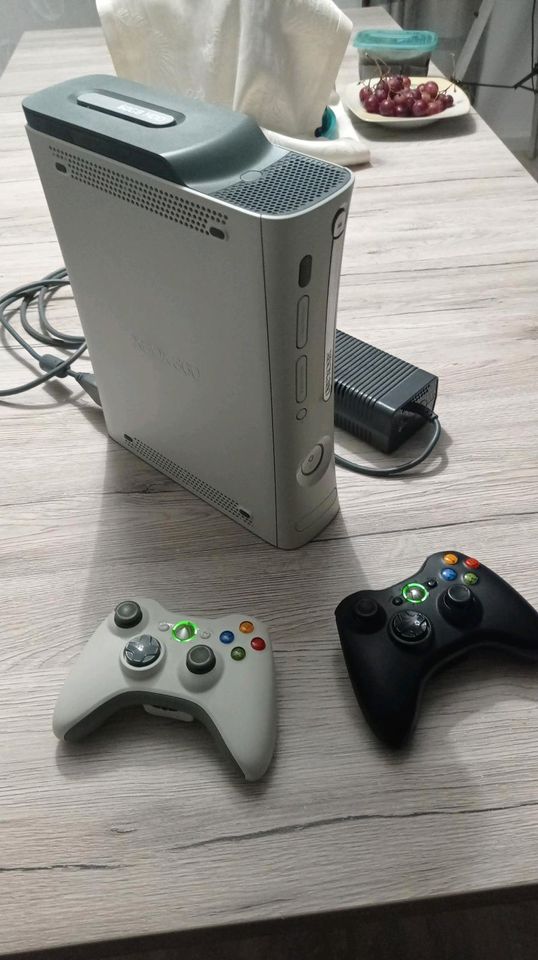 Xbox360, Controller,37 Spiele,60GB in Hann. Münden