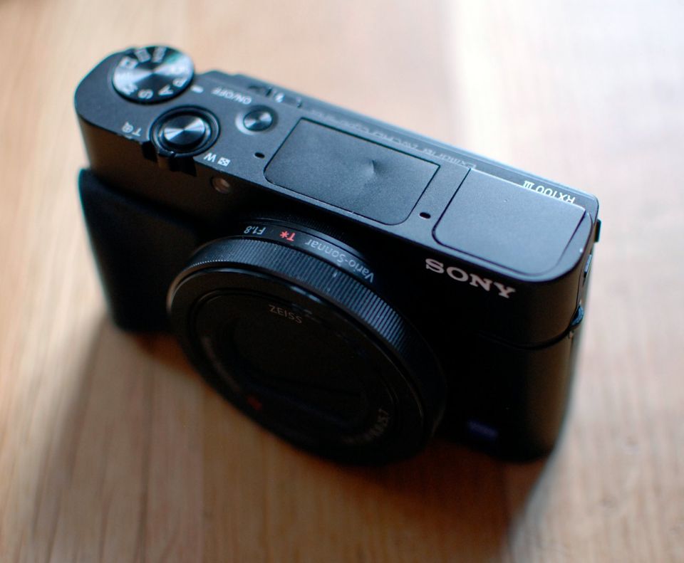 Sony RX100 III RX100M3 Kompaktkamera in Berlin