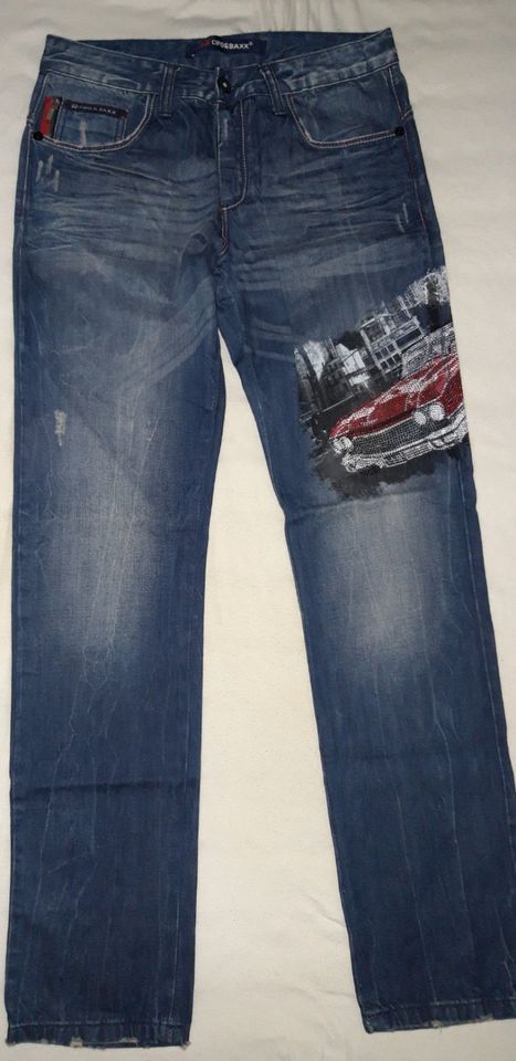 Cipo & Baxx Herren Jeans blau mit auffälligem Strassmotiv in Dortmund