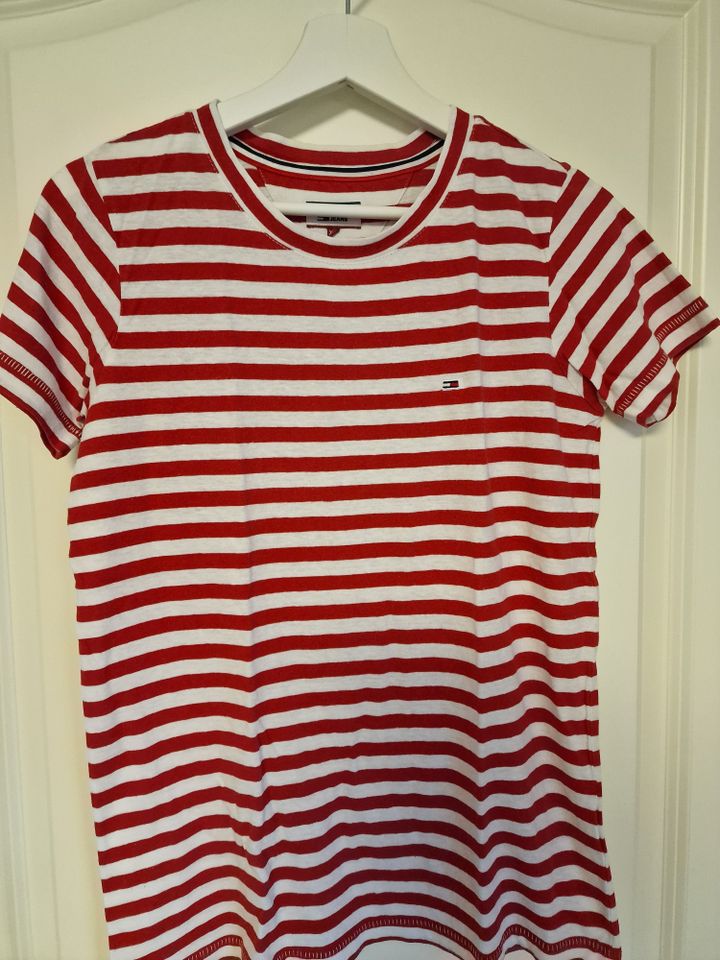 Tommy Jeans  T-shirt (XS) in Moormerland