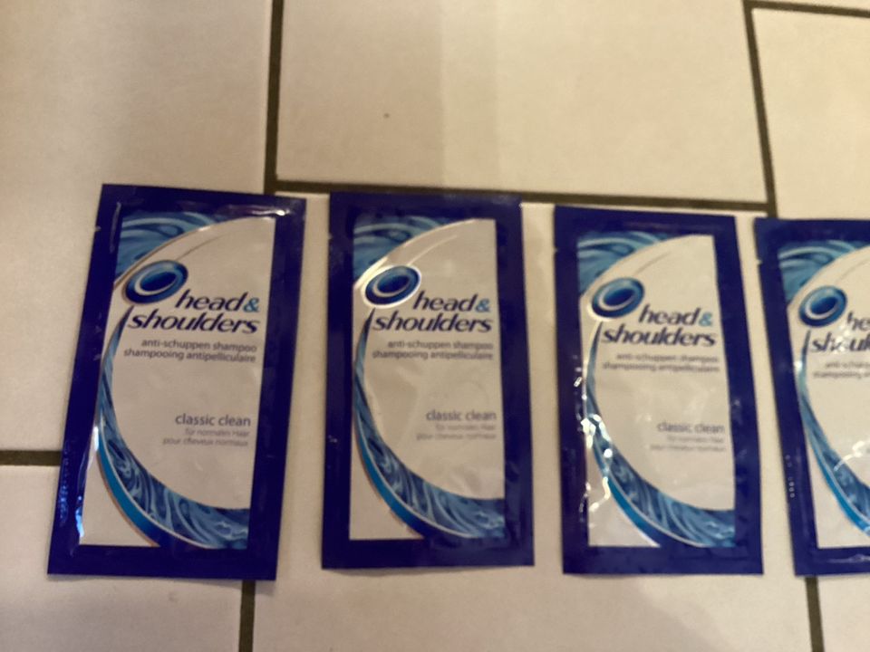 Head&shoulders, Proben, Schuppenshampoo, je 10 ml in Bonn