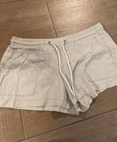 Shorts H&M 55% leinen M Niedersachsen - Visbek Vorschau