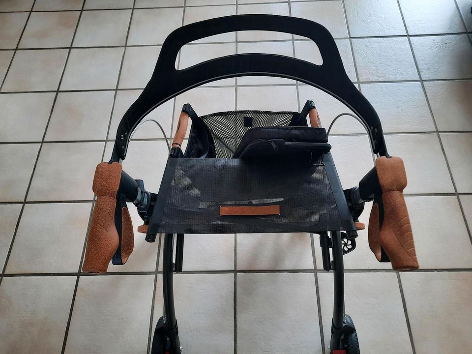 Rollator von Saljol aus Carbon in schwarz  (nur Abholung) in Löhne