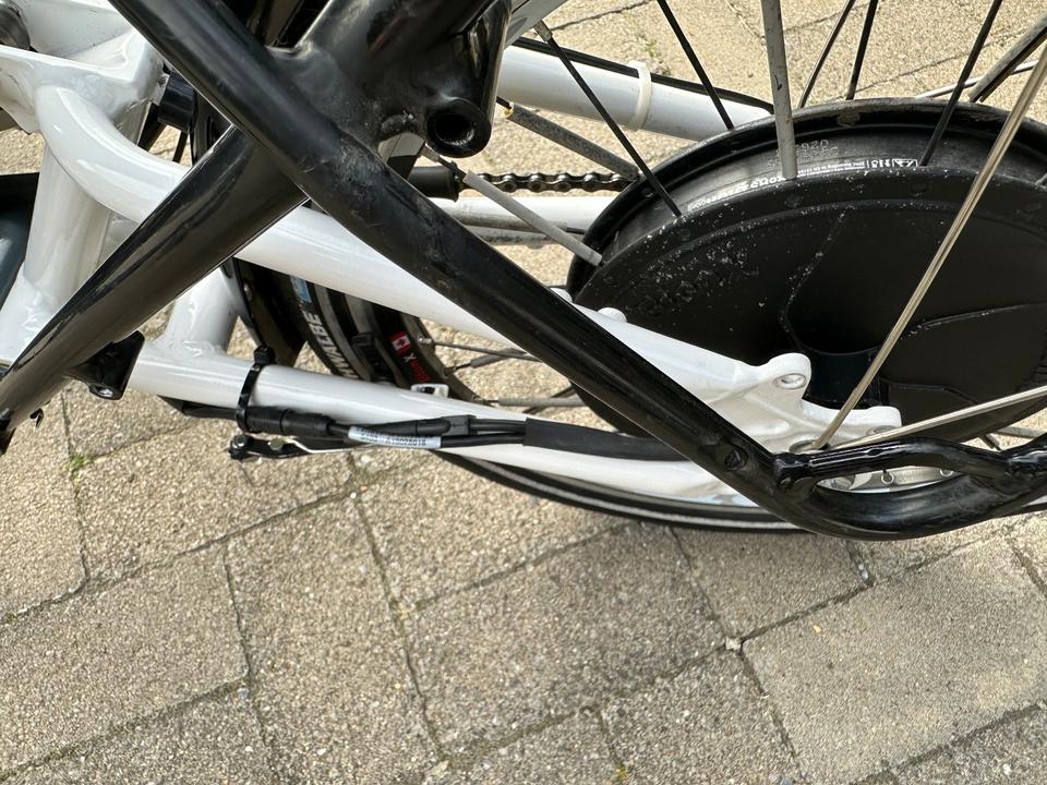 HP Velotechnik Scorpion fx 20 faltbar grau/weiss E-Trike Bionx in Bad Laer