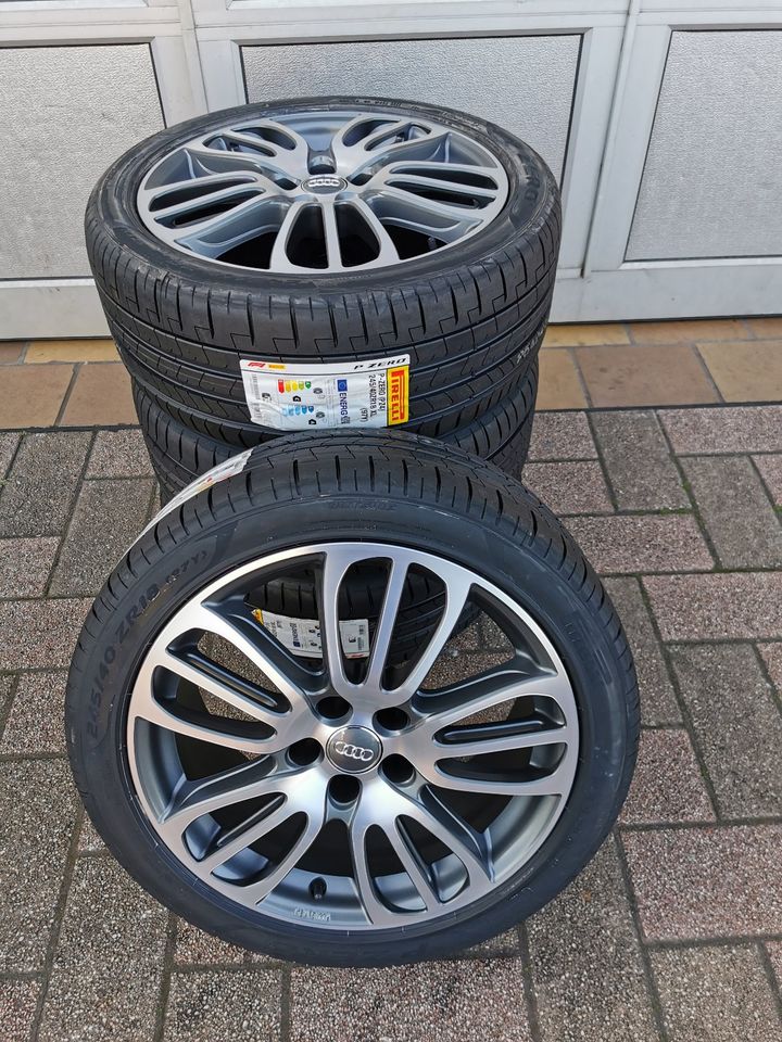 4 neu Sommerreifen Pirelli 245/40 18" Alufelgen Audi A5 S5 A4 A6 in Philippsburg