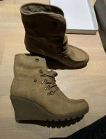 Stiefel Stiefeletten 40 braun beige Fell Schuhe Absatz sneaker Baden-Württemberg - Calw Vorschau