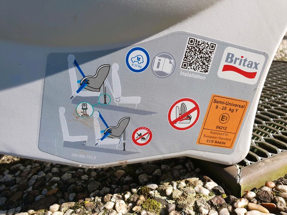 2x Britax Römer Kindersitz Reboarder in Osterholz-Scharmbeck