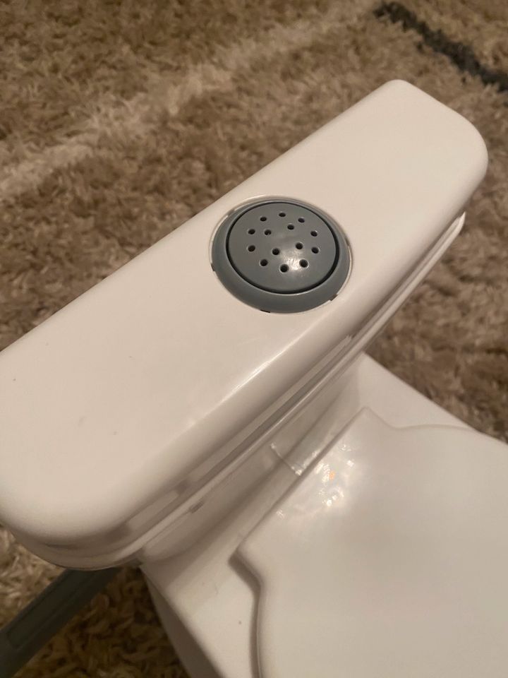 Toilettentrainer Baby Potty, weiß, pädagogoisches Töpfchen in Neuötting