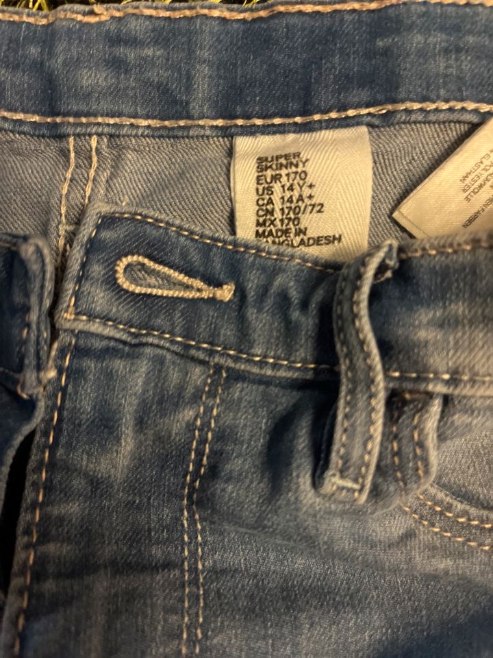 Jeans Hose super skinny 170 Mädchen blau H&M in Marktheidenfeld