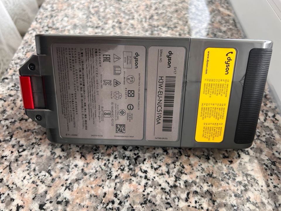Orginal Akku für Dyson für V11-V15 Batterie defekt in Arnstadt