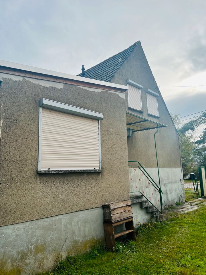 Einfamilienhaus mit Nebengelass auf großen Grundstück in Angern in Angern