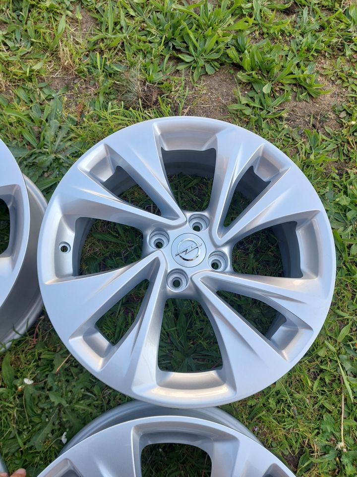 4x Original Opel Crossland X 17" Alufelgen 13475246 4x108 NEU in Leidersbach