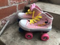 Rollschuhe minnie mouse Maus 30 chucks Niedersachsen - Isernhagen Vorschau