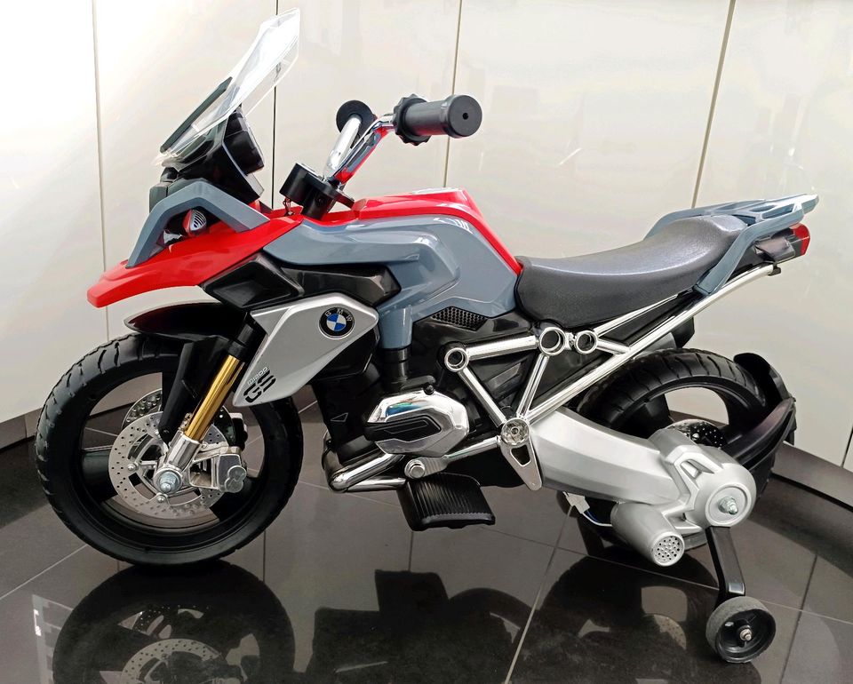 BMW  Kinder elektro Motorrad Groß Wie Neu in Öhringen