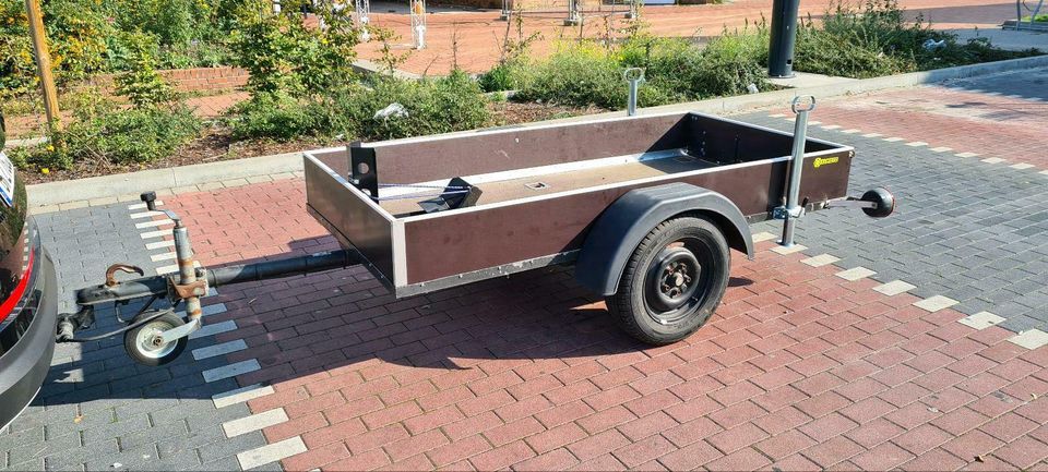 Motorradanhänger, Motorradtrailer, Kastenanhänger in Berlin