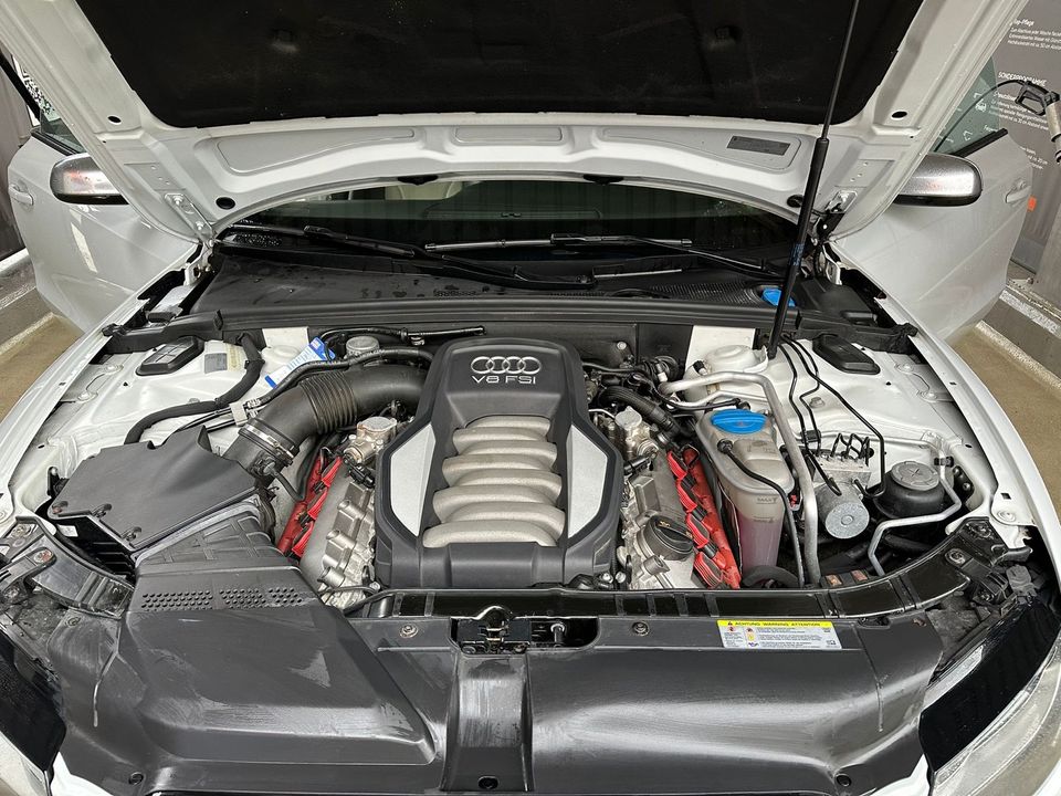 Audi S5 V8 4.2L FSI in Geislingen an der Steige