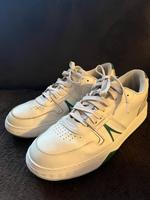 Lacoste L001 Trainers Sneaker Herren Gr.47 Bayern - Bessenbach Vorschau