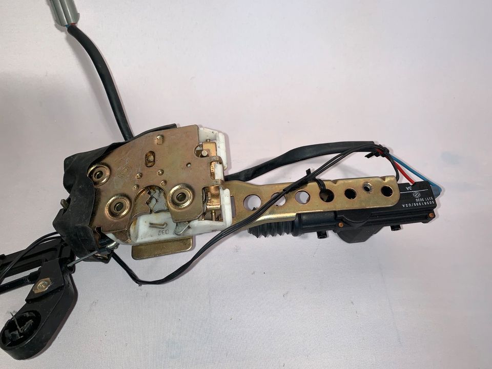 Türschloss m ZV-Motor, hinten rechts Alfa 164, 60778652, 60561996