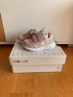 Geox Baby Sportschuhe - Gr. 20 - Sprintye - rosa mit Herzen - neu Bayern - Vaterstetten Vorschau