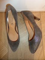CAPRICE.7.Premium.Schuhe.Pumps.Abendschuhe.Markenschuhe.40.5.TOP Niedersachsen - Celle Vorschau