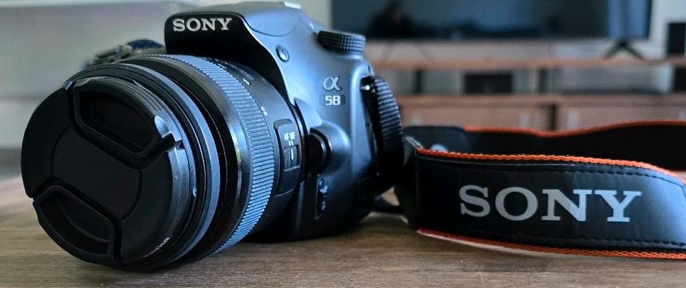Spiegelreflexkamera Sony Alpha A58 SLT-A58 + Zubehör in Oberhausen