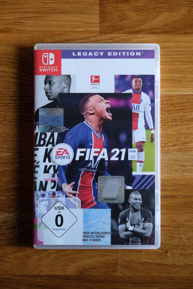 FIFA 21 Legacy Edition Nintendo Switch Spiel (sehr guter Zustand) in München