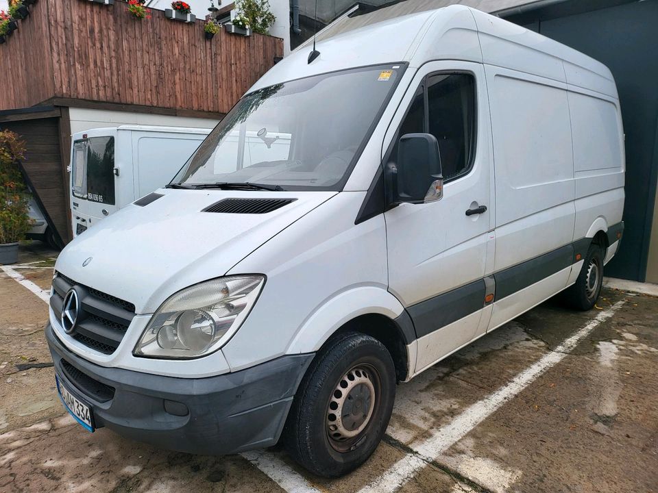 Mietwagen Autovermietung LeihwagenTransporter Mercedes Sprinter in Hattingen