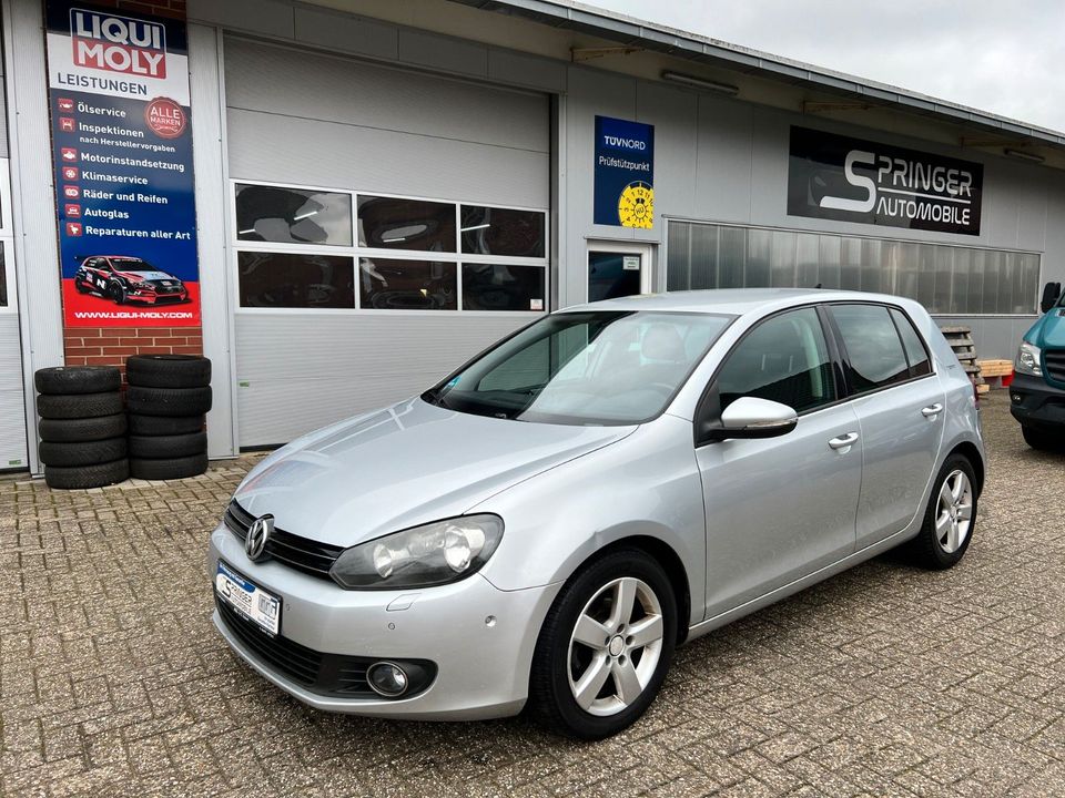 Volkswagen Golf VI 1.6 TDI Team *Navi*Tempomat*AHK*ZR Neu* in Bersenbrück