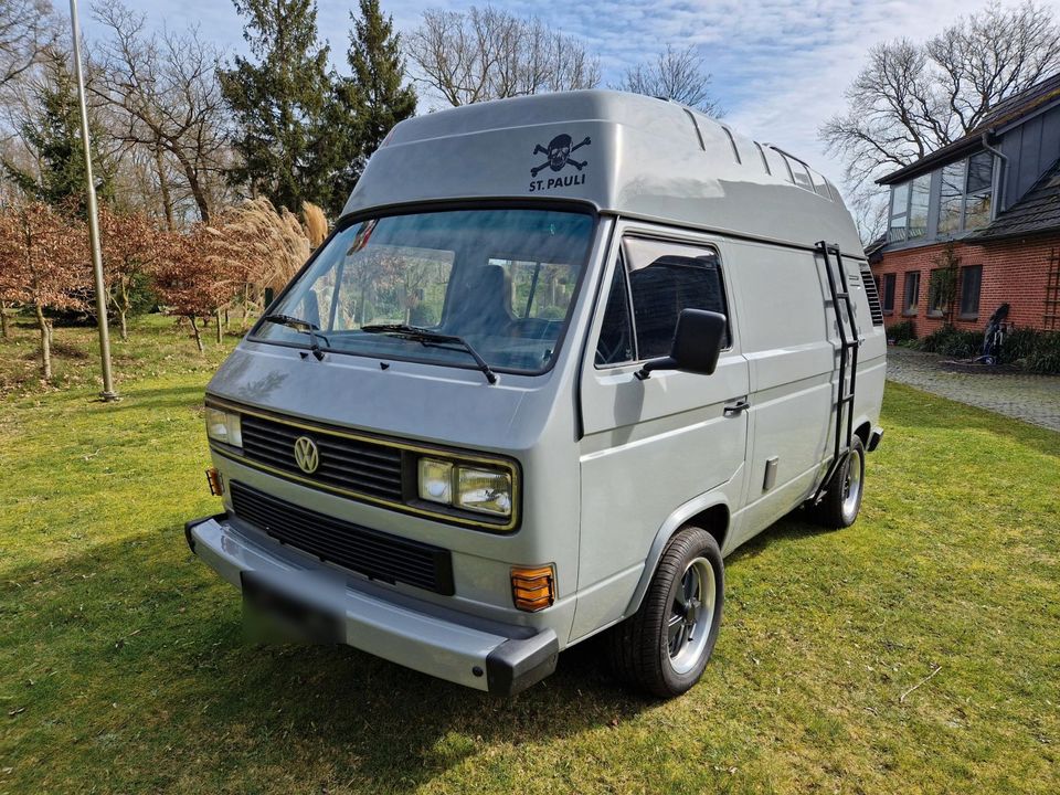 VW T 3 Bus mit H Zulassung komplett restauriert steht zum Verkauf in Wolmersdorf