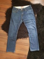 Neuwertige Herren Jeans Hose M Ben Stone Denim 32/32 blau basic s Hessen - Karben Vorschau