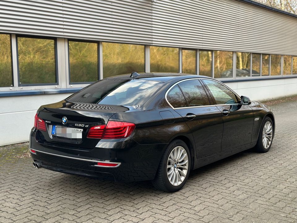 BMW 530d F10 xDrive Luxury Line  Softclose Standheizung Keyless in Stuhr