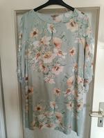 Kleid Gr.44/46 Hessen - Rüsselsheim Vorschau