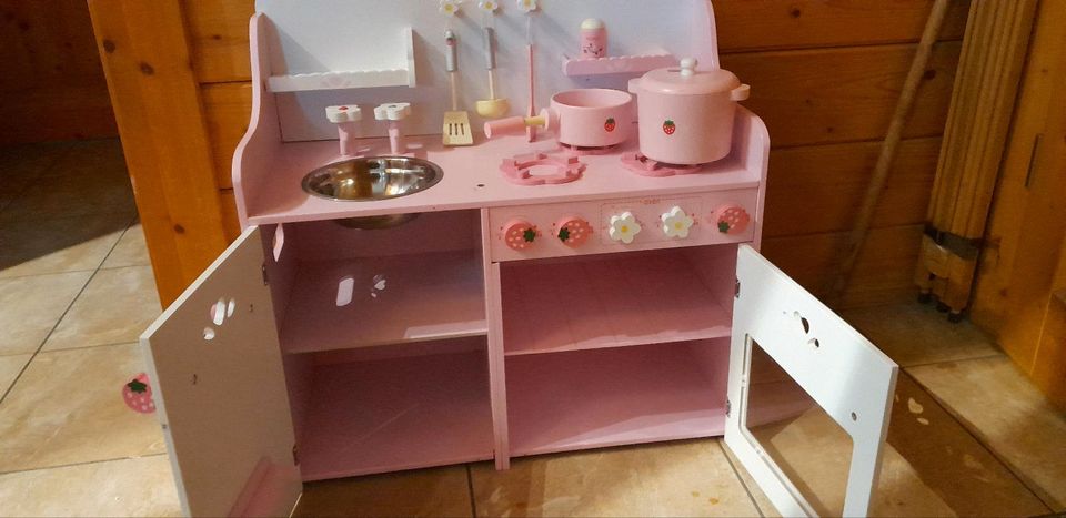 Kinderküche Holz rosa-weiß in Zehlendorf 