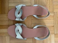 Sandalen Reserved Gold Gr. 39 Düsseldorf - Oberkassel Vorschau