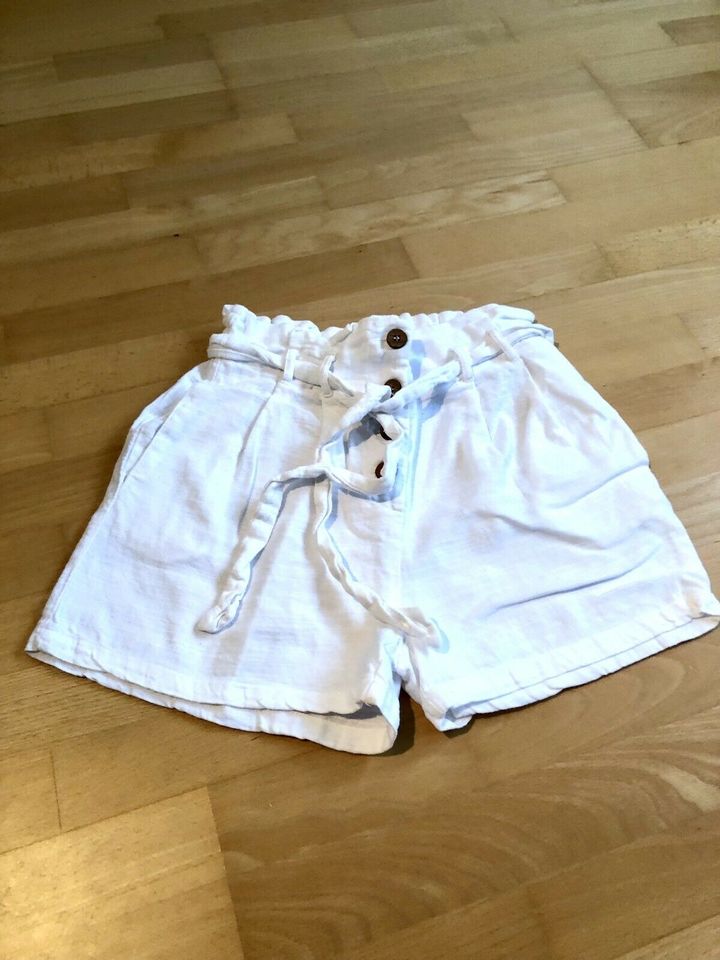 Sommershorts, weiß, Gr: 36, Baumwolle in Freiburg im Breisgau