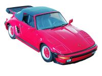 Porsche 930 Turbo Cabrio "flatnose" in rot im Maßstab 1:18 Revell Niedersachsen - Wiefelstede Vorschau