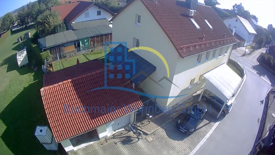 Gepflegtes, ruhig, aber sehr zentral gelegenes Mehrfamilienhaus mit Photovoltaikanlage zu verkaufen in Essenbach