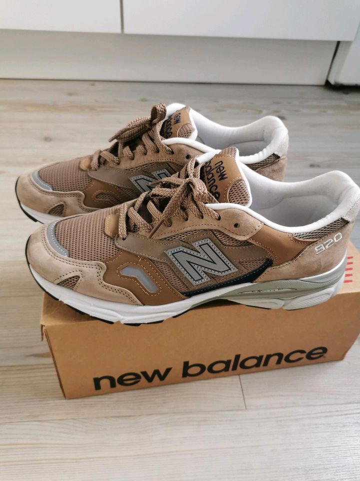 New Balance Lifestyle 920 M920SDS Sneaker Schuhe braun Gr 41,5 41 in Radebeul