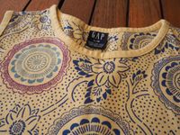 ❤ GAP Shirt Top  140 146 mit Mandala-Blumen Sachsen - Schönheide Vorschau