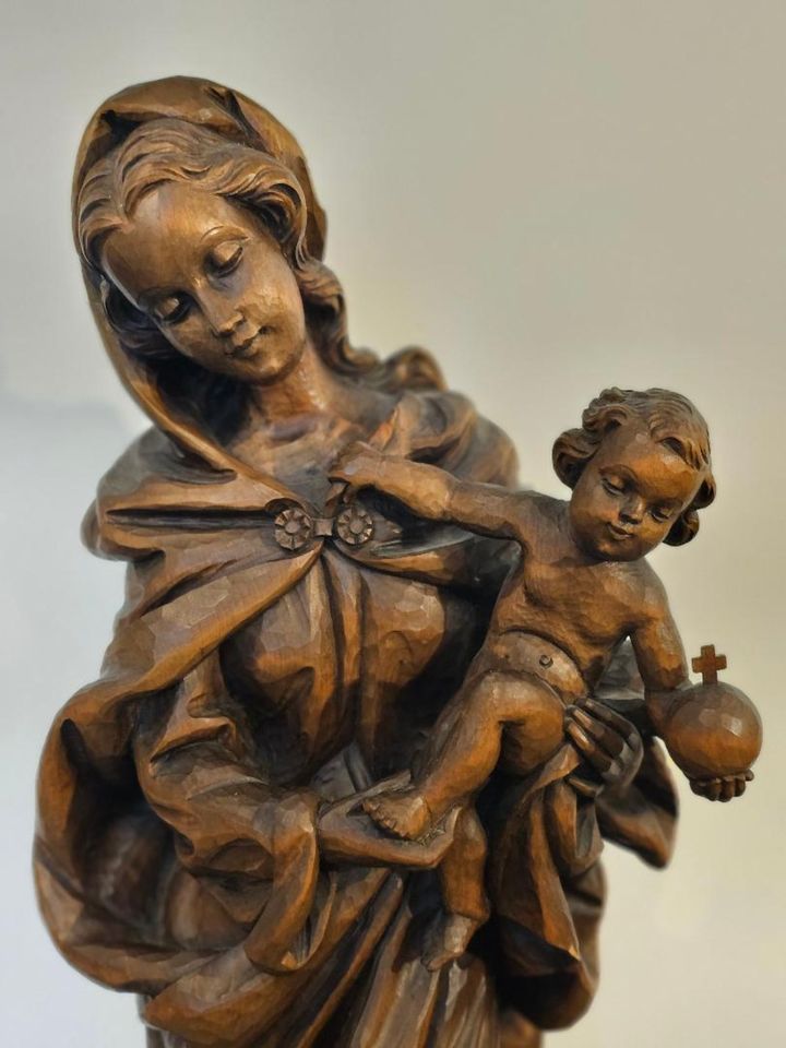 Große Madonna mit Kind, wertvolle Handarbeit, Abholung ST, OS, MS in Emsdetten