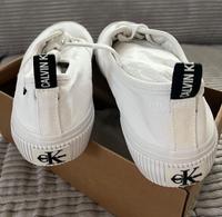 Neuwertige Calvin Klein Damen Sneaker weiß Gr. 39 Nordrhein-Westfalen - Verl Vorschau