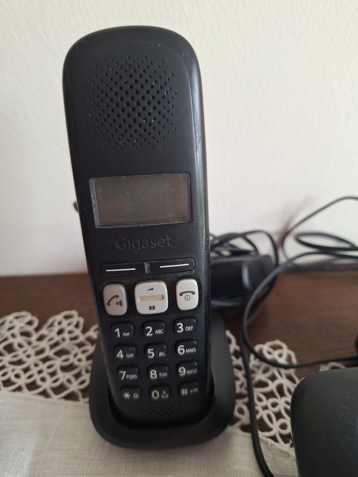 Gigaset A250 zwei Telefone und Ladestationen in Mauritz