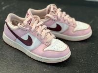 Nike Dunk Low Pink Red White EU 33 Hessen - Petersberg Vorschau