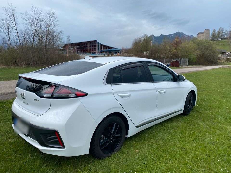 Hyundai IONIQ Plug-In Hybrid Prime Garantie bis 2027 in Sonthofen