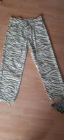 Bershka Jeans Hose Animal Print Nordrhein-Westfalen - Enger Vorschau