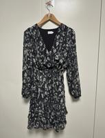 Kleid mit Volants Düsseldorf - Bilk Vorschau