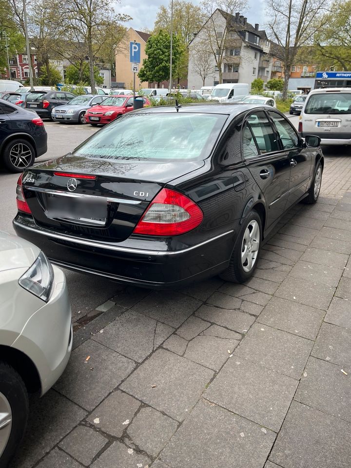 Mercedes Benz E220 Facelift in Duisburg