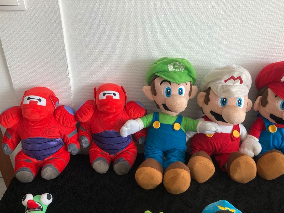 Super Mario Luigi Tood Goomba Plüsch Roblox Kuscheltier Stofftier in Köln